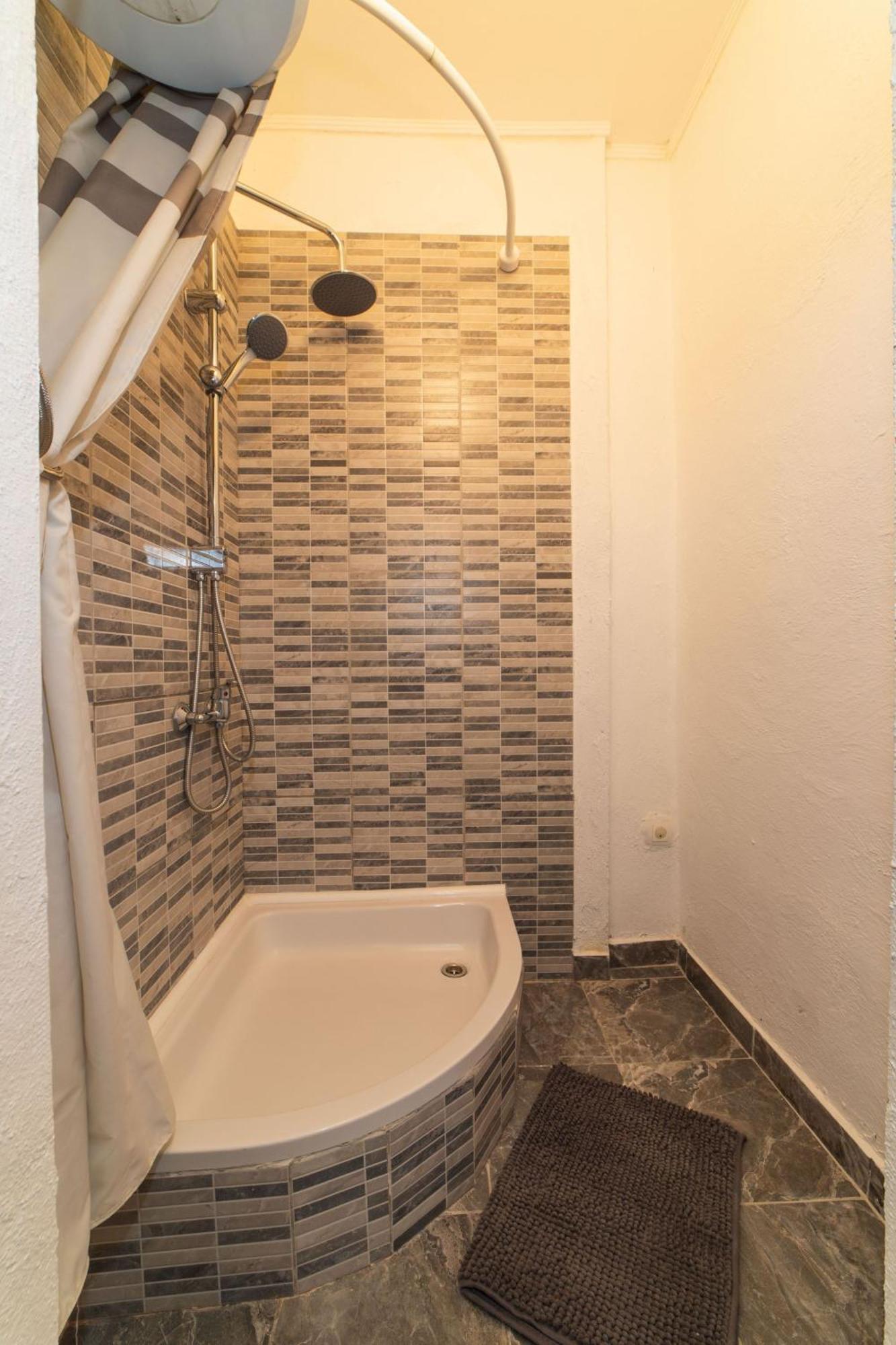 Apartment Livaja Kaštel Novi Quarto foto